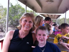 2012-04-09-25-Austin Zoo with Ian.jpg